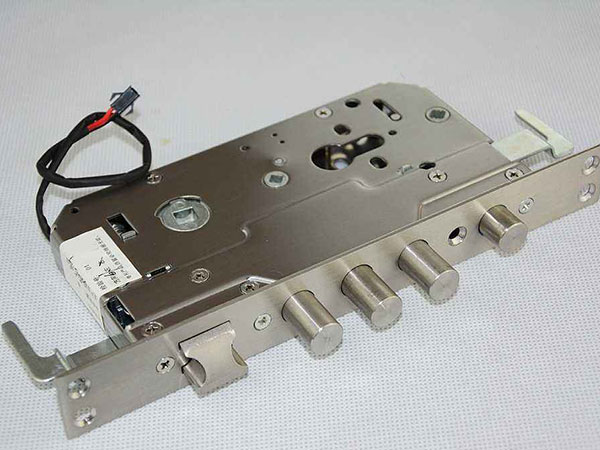 南川24小时上门开锁公司